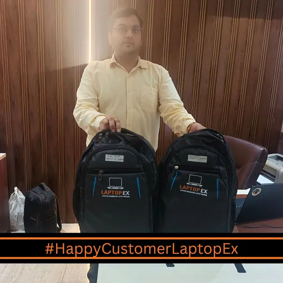 Amit from Dwarika with refurbished t470 &5320 laptop from LaptopEx