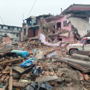 गैरीगाउँ क्षेत्रमा अतिक्रमण गरी निर्माण गरिएका सबै ठूला घर भत्काइयो
