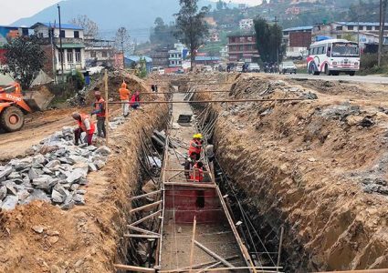 अरनिको राजमार्ग विस्तार : सामग्रीको मूल्यवृद्धिले निर्माण सुस्त