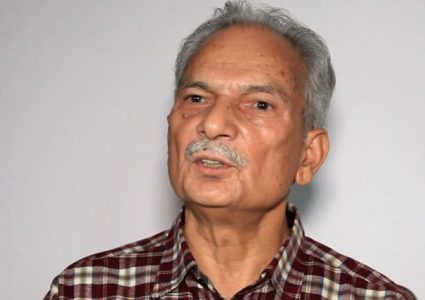 बाबुरामकाे एक्लोपन