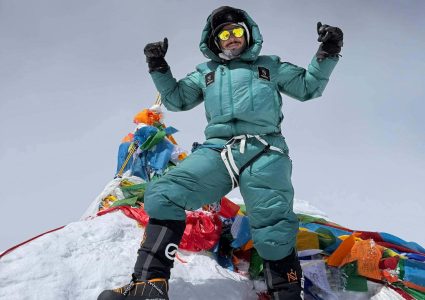 निर्मल पुर्जाद्वारा विश्व कीर्तिमान