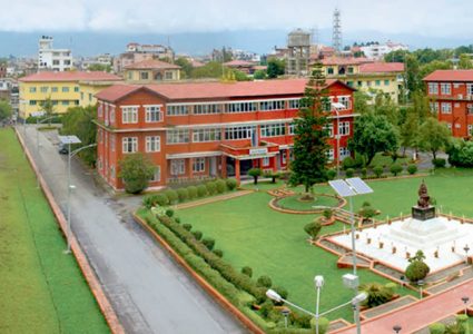 गृहमन्त्री नहुँदा रोकियो प्रहरी सरुवा