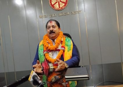 महासंघ अध्यक्ष अन्जन श्रेष्ठले गरे पदबहाली