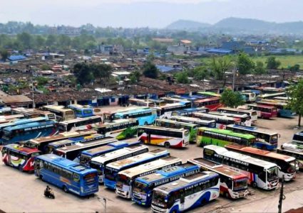 अतिक्रमण हटाएर बन्ला त पोखरा बसपार्क ?