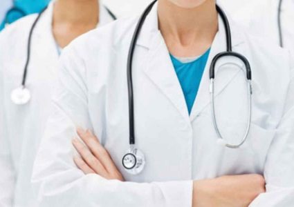 विदेशी पासपोर्ट लिएका १९ डाक्टरको दर्ता खारेज