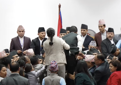 संसदमा घम्साघम्सी, बैठक स्थगित