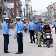 ट्राफिक कारबाहीबाट २४ घण्टामा २७ लाख ३६ हजार राजस्व संकलन