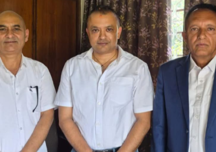 सभापति गगन थापासँग भेटेपछि कांग्रेस नेता भट्टराईले भने पार्टीभित्र एकताको सम्भावना बढेको छ