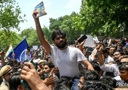 कक्रोच जनता पार्टीको प्रदर्शनमा सम्भावित झडप रोक्न ६ जना नियन्त्रणमा