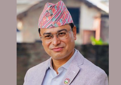 शेरबहादुर देउवाका भतिजा प्रकाशबहादुरले गरे कांग्रेसको क्रियाशील सदस्यता नवीकरण
