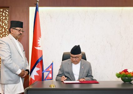 बाँझो जमिन राख्ने प्रवृत्ति अन्त्य गरी कृषिको आधुनिकीकरण गर्नुपर्छ :&hellip;