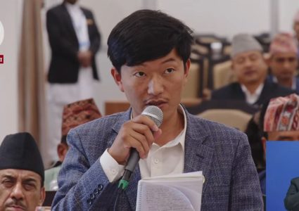 संसदमा आरेन राईको प्रश्न– बाँदर व्यवस्थापन कहिले हुन्छ सरकार ?