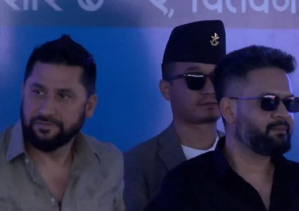रास्वपा महाधिवेशन उद्घाटनमा गृहमन्त्री सुदन गुरुङ मञ्चमा, आसन व्यवस्थामाथि चर्चा