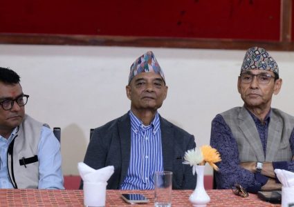 राप्रपा छाडेका धवलशमशेरले गरे नयाँ पार्टी खोल्ने घोषणा