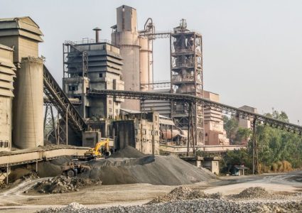 हेटौंडा सिमेन्टको बिक्री ठप्प, ७५ हजार बोरा गोदाममै थन्किए