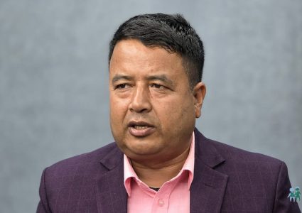 एमालेविरुद्ध फैलाइएका भ्रम चिर्दै जनतासँगको सम्बन्ध सुदृढ गर्ने संकल्प :&hellip;