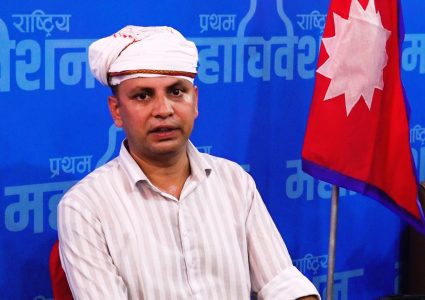रास्वपा महाधिवेशनमा व्यवस्थापकीय चुनौती, बन्दसत्र एक दिन थपिन सक्ने प्रवक्ता झाको संकेत