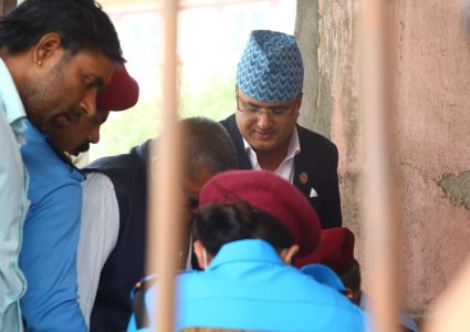 आयोगको प्रतिवेदनविरुद्ध रास्वपा सांसद दीपक बोहोरा सर्वोच्च अदालतमा