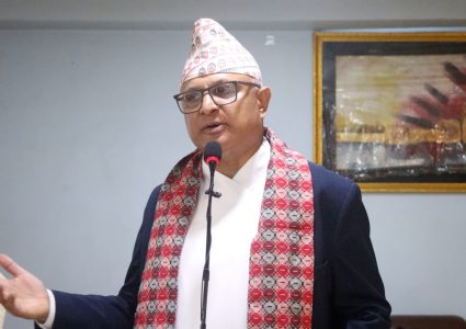प्रारम्भिक बाल विकासमा लगानी गर्न मुख्यमन्त्री कार्कीको जोड
