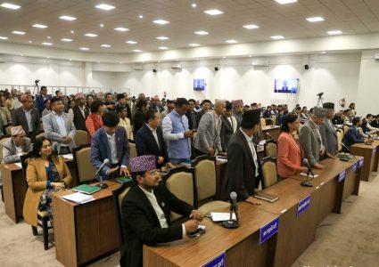 प्रतिनिधिसभा बैठकमा परराष्ट्रमन्त्रीले बोलिसके लगत्तै विपक्षीको अवरोध