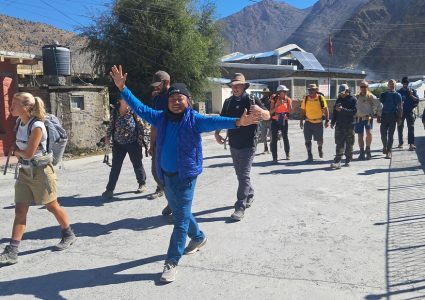 स्थलमार्गबाट नेपाल आउने पर्यटकको व्यवस्थापनमा प्रदेश सरकारसँग समन्वय गरिने