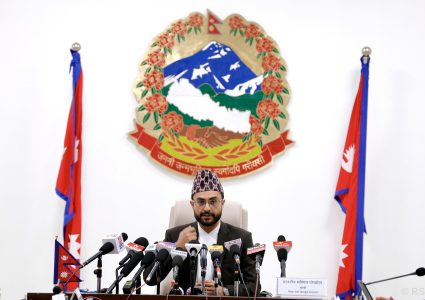 सरकारको १०० दिनको प्रगति विवरण सार्वजनिक: मन्त्रालय घटाउँदा २० अर्ब बचत
