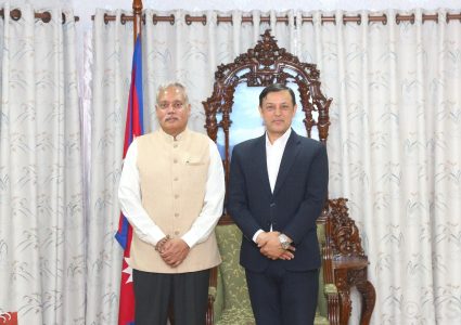 सभामुख अर्यालसँग भारतीय राजदूत श्रीवास्तवको शिष्टाचार भेट