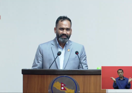 यात्रु अभावले पहाडी विमानस्थलमा नियमित उडान चुनौतीपूर्ण : पर्यटनमन्त्री पौडेल