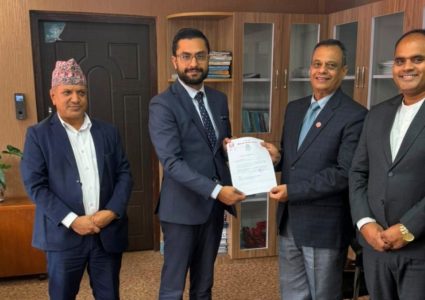 चिकित्सा शिक्षा आयोगको उपाध्यक्षमा डा देवेन्द्र खत्री नियुक्त