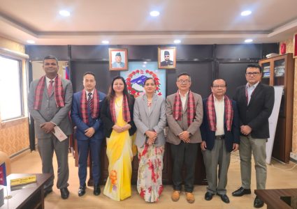 ६ वटा स्वास्थ्य विज्ञान प्रतिष्ठानका नवनियुक्त उपकुलपतिहरूले लिए शपथ