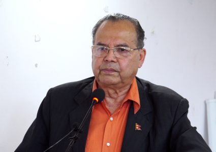पूर्व प्रधानमन्त्री झलनाथ खनाल चीन भ्रमणमा