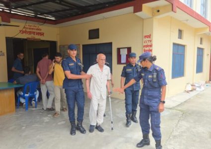 डा. गोविन्द केसीको स्वास्थ्य अवस्था जटिल, सेती अस्पतालको आईसीयूमा सारियो