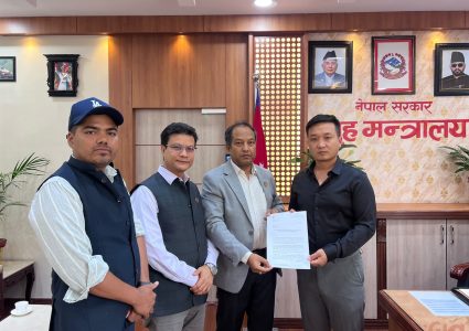 सुनसरी झडप प्रकरण: निष्पक्ष छानबिन गरी दोषीलाई कारबाही गर्ने गृहमन्त्रीको&hellip;