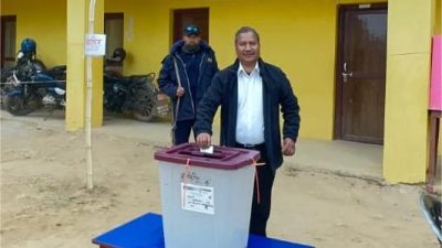 प्रतिनिधिसभा निर्वाचनको मतदान सुरु, थुनिकोटमा विप्लवद्वारा पहिलो मतदान