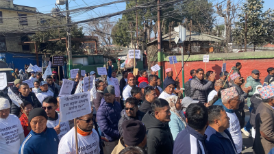 खोला मापदण्डविरुद्ध माइतीघरमा प्रदर्शन