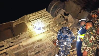 धादिङको चरौदी बस दुर्घटना : दुई विदेशीसहित १७ जनाको मृत्यु