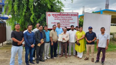 लम्कीचुहा नगरपालिकाद्वारा अस्पतालका  उपकरणसहित प्रदेश सरकारलाई अस्पताल हस्तान्तरण