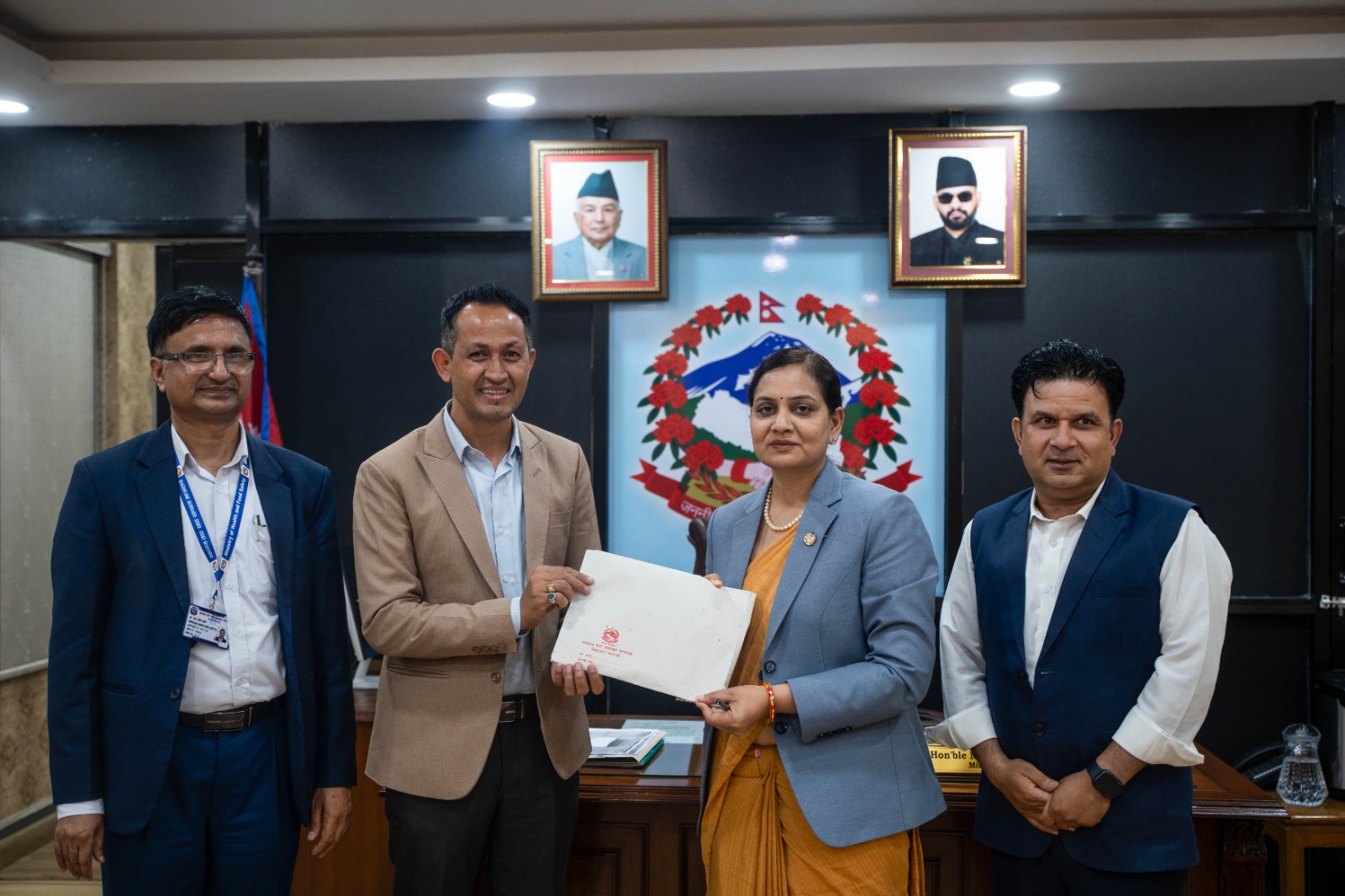स्वास्थ्य मन्त्रालय र नेपाल औषधि लिमिटेडबीच समझदारी, दुई वर्षभित्र ३६ प्रकारका अत्यावश्यक औषधि उत्पादन हुने
