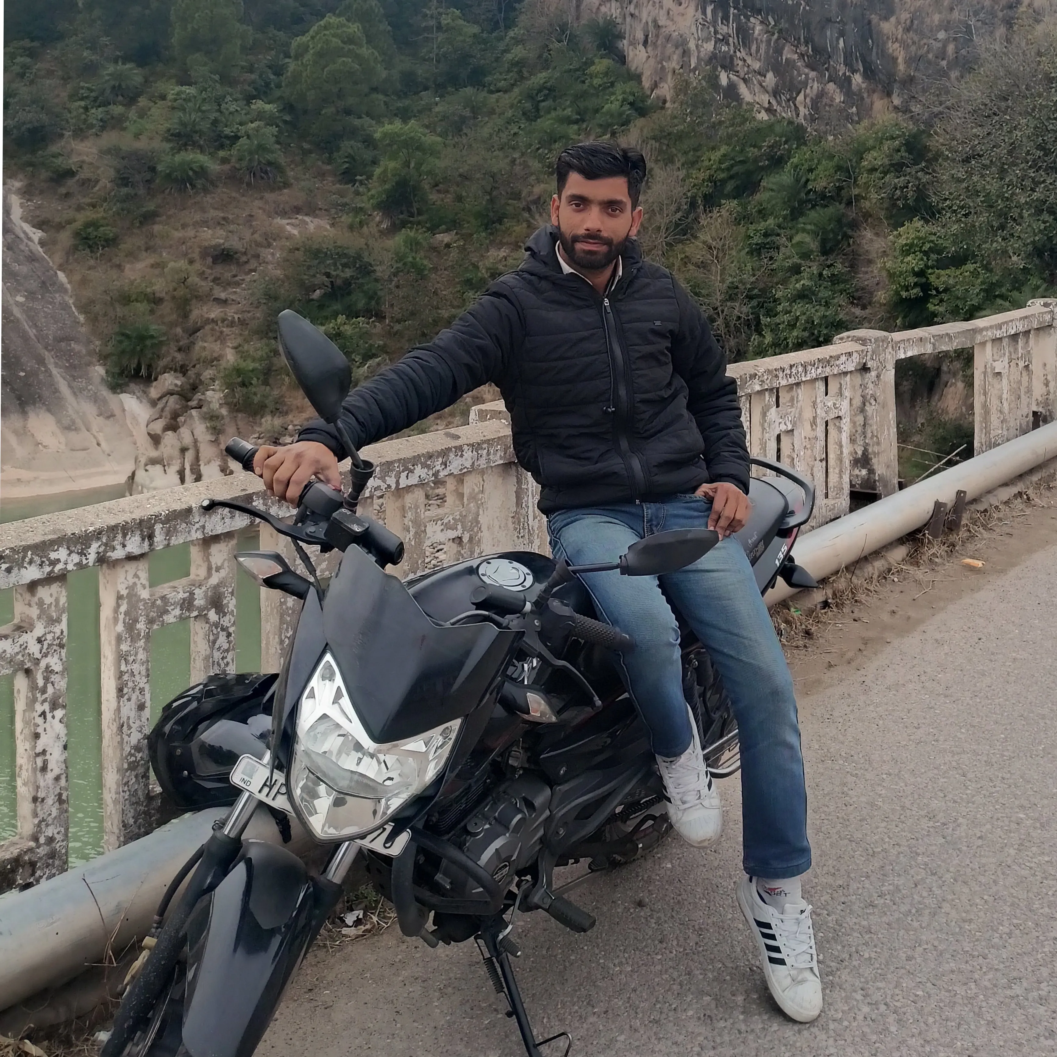 Vishal Gomra