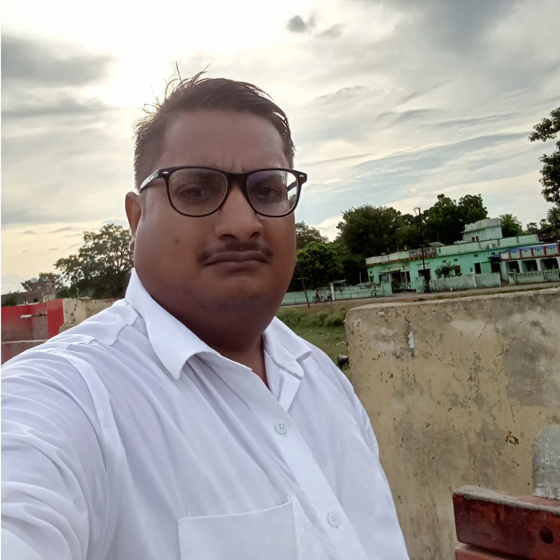 VivekGupta VivekGupta.