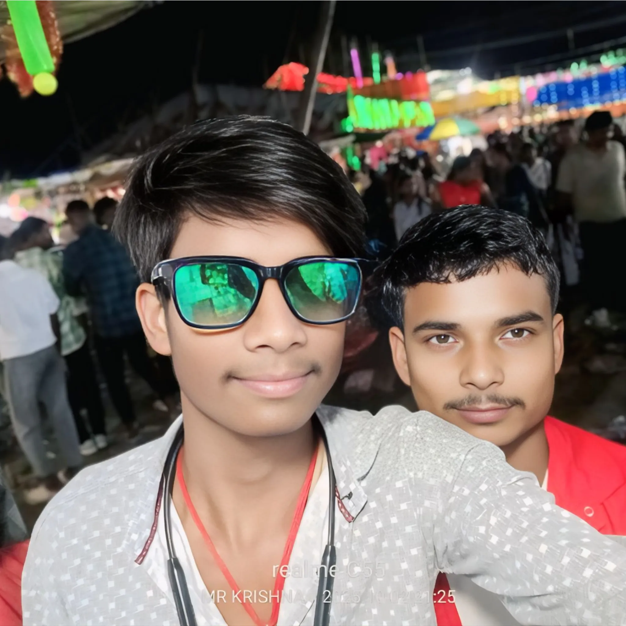 साहूकार... 👑
