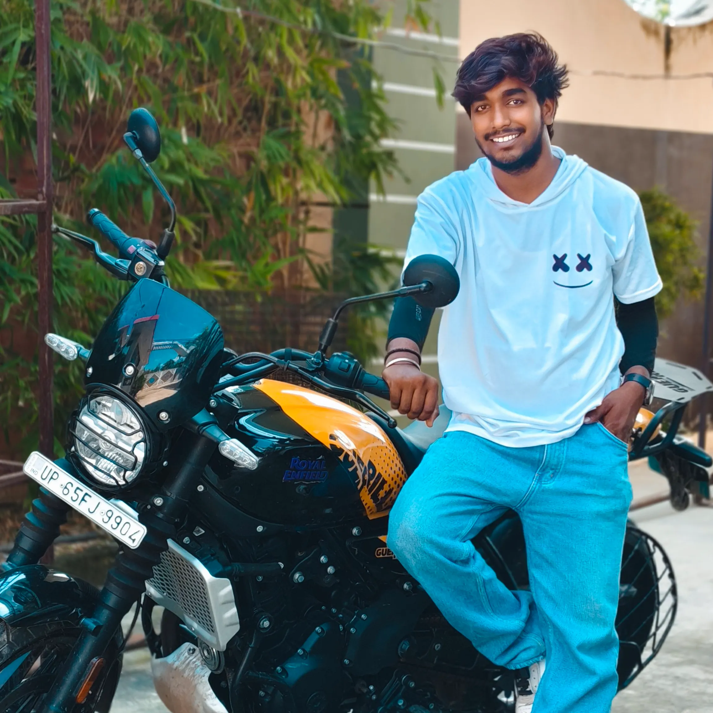Arya Ranjan01