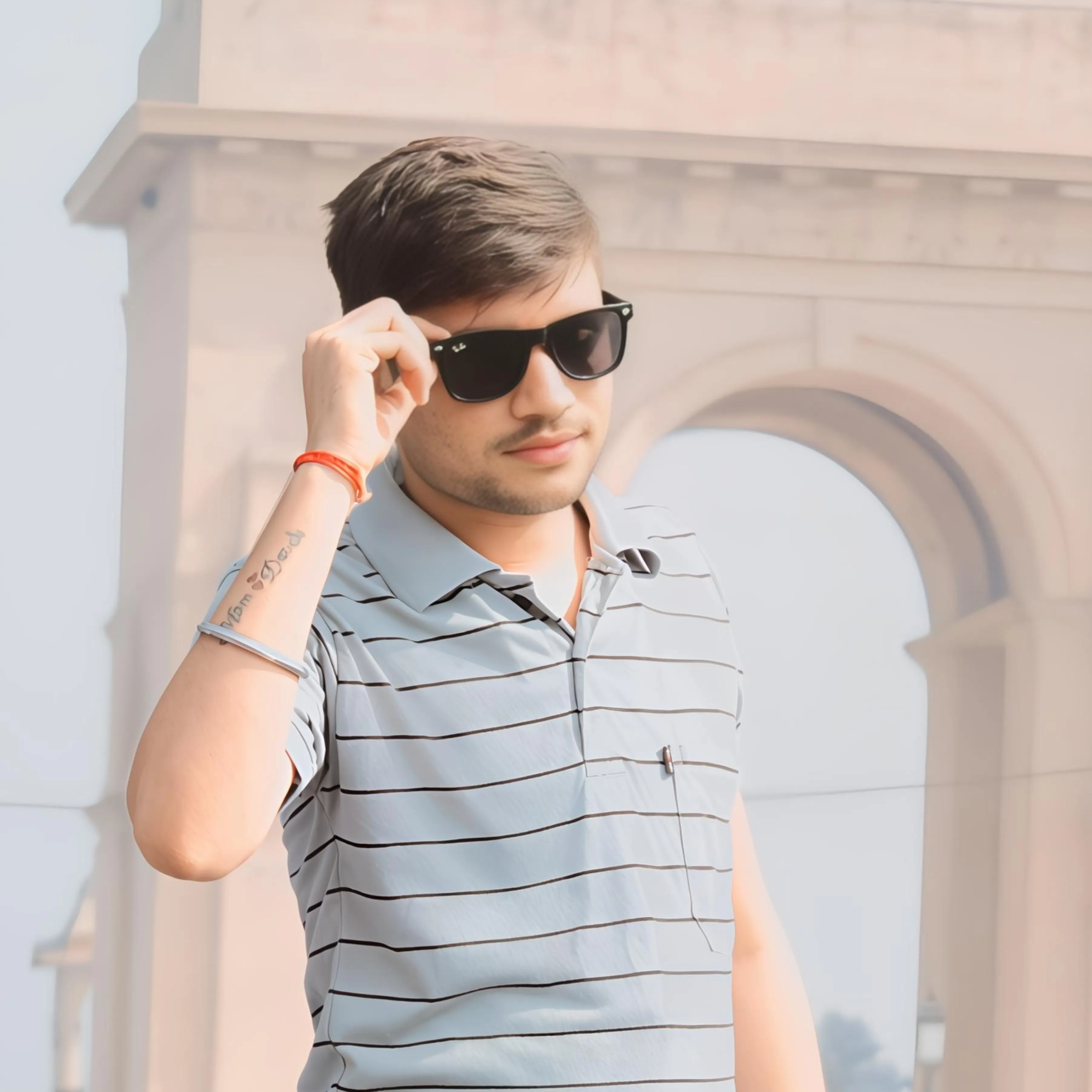 Ravi Tiwari