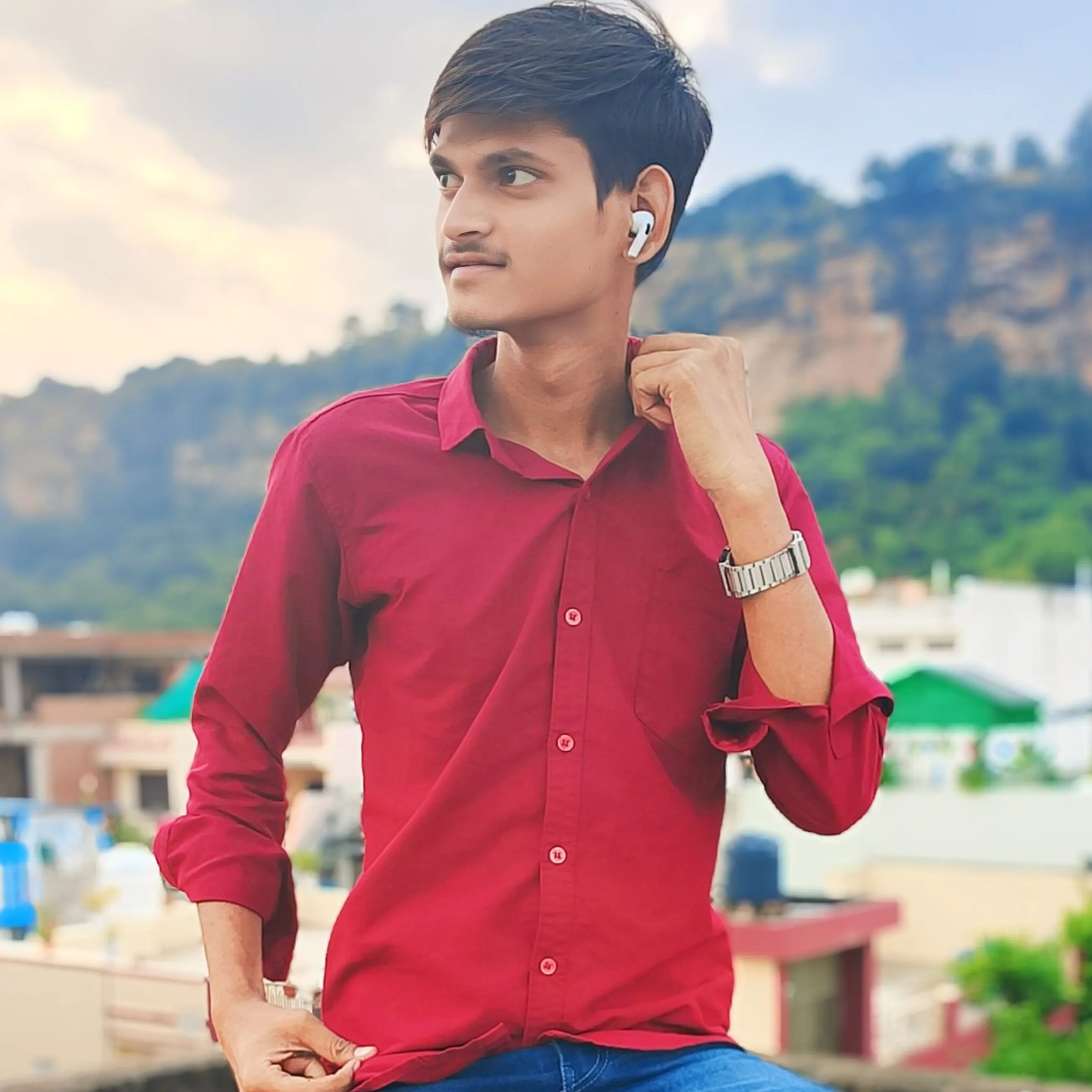 Anoop gahlot