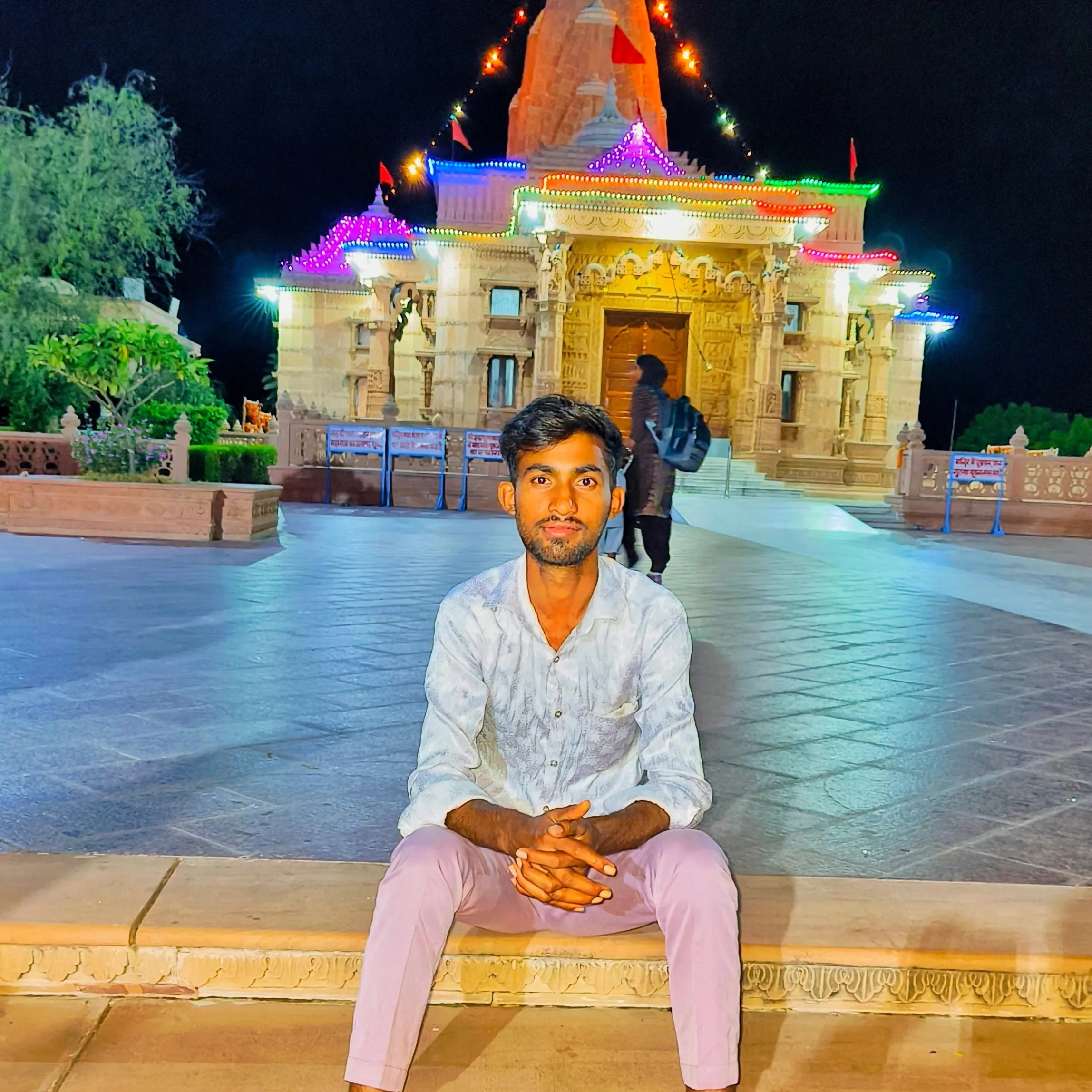 lokesh kharol