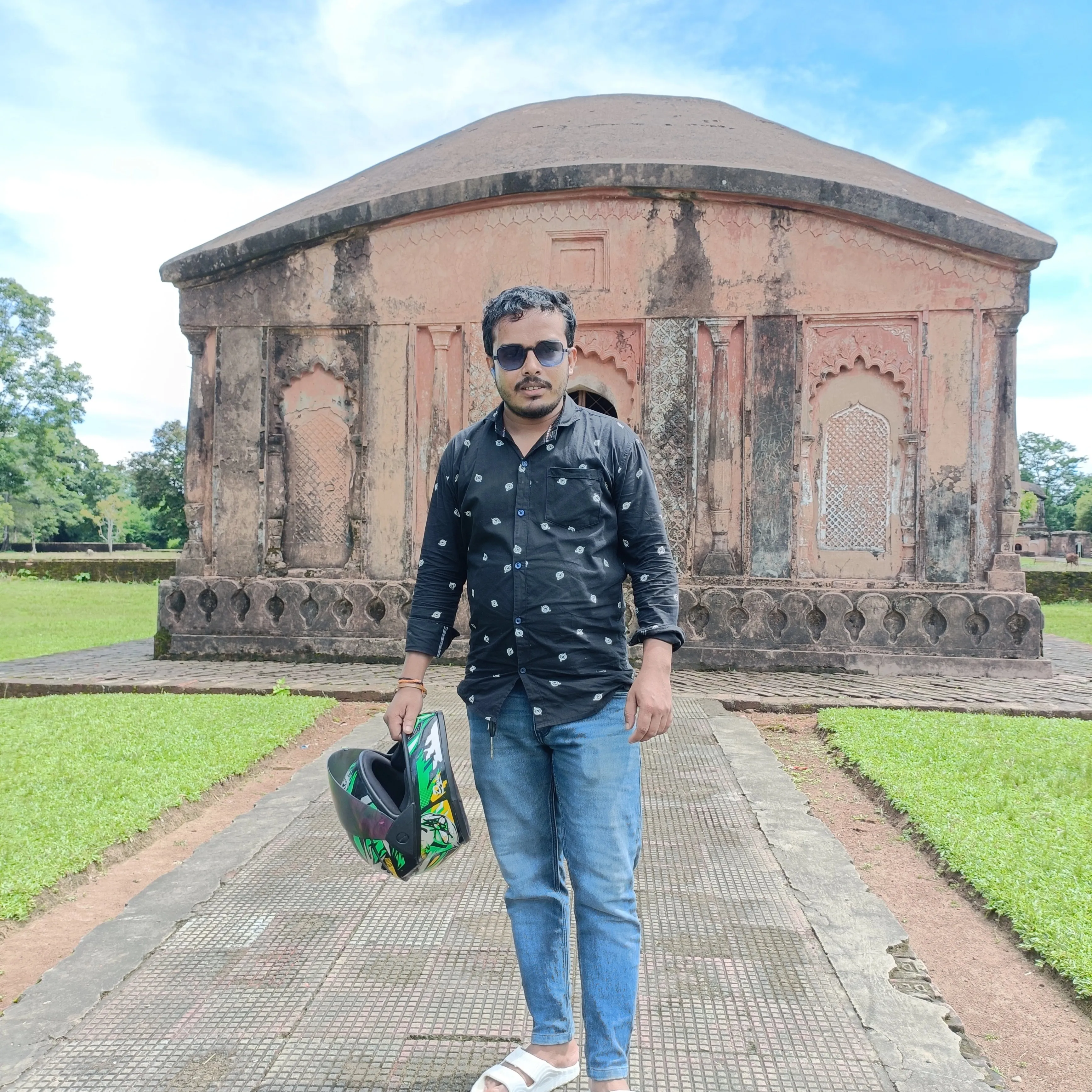 Saranjit Das