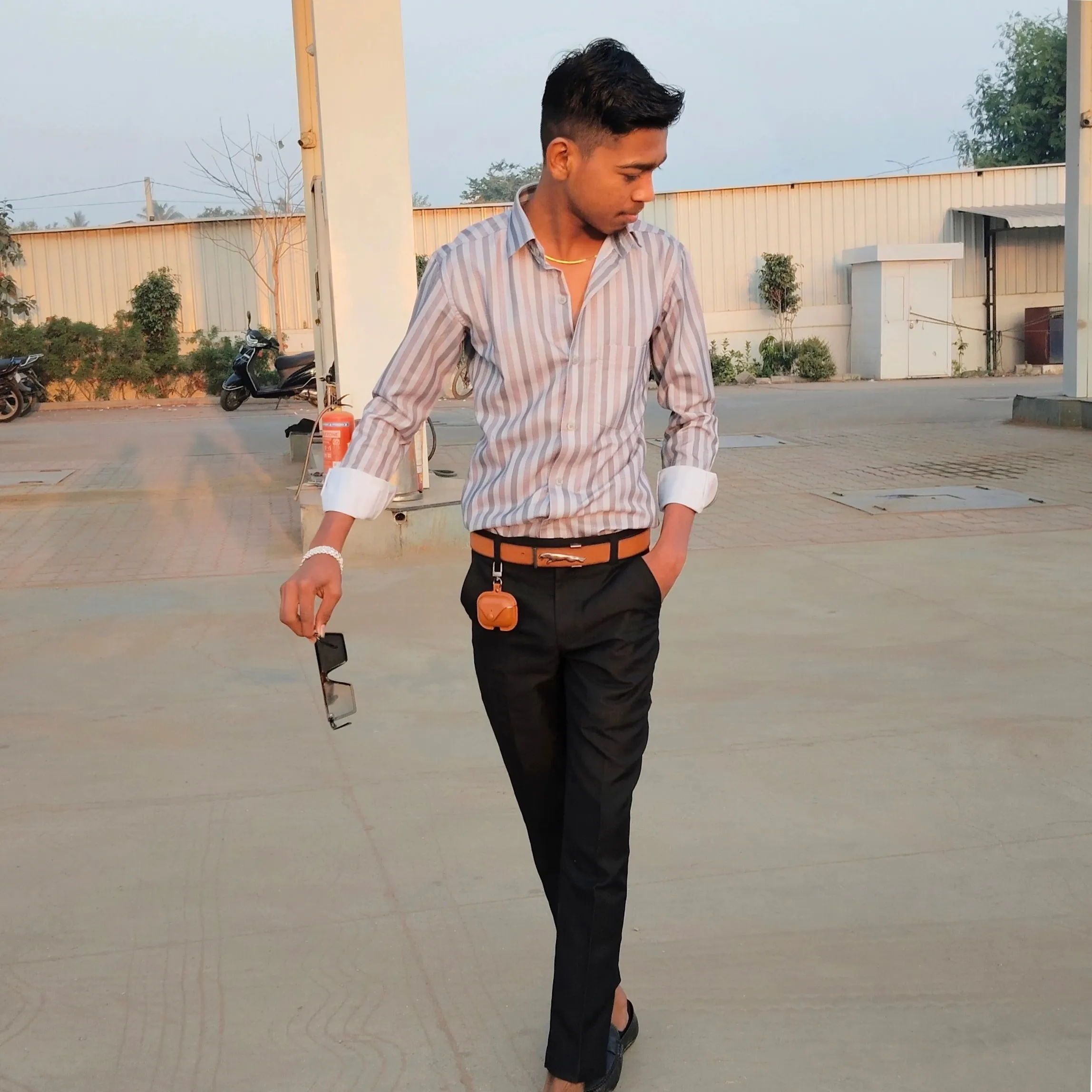 JADAV NAYAN