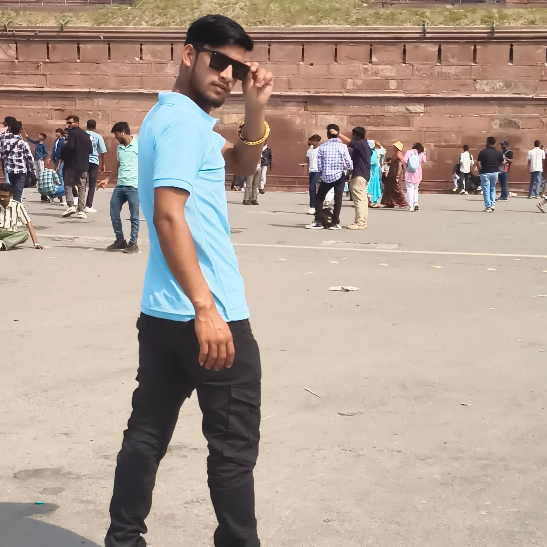 officialPrem Ghuriyal11