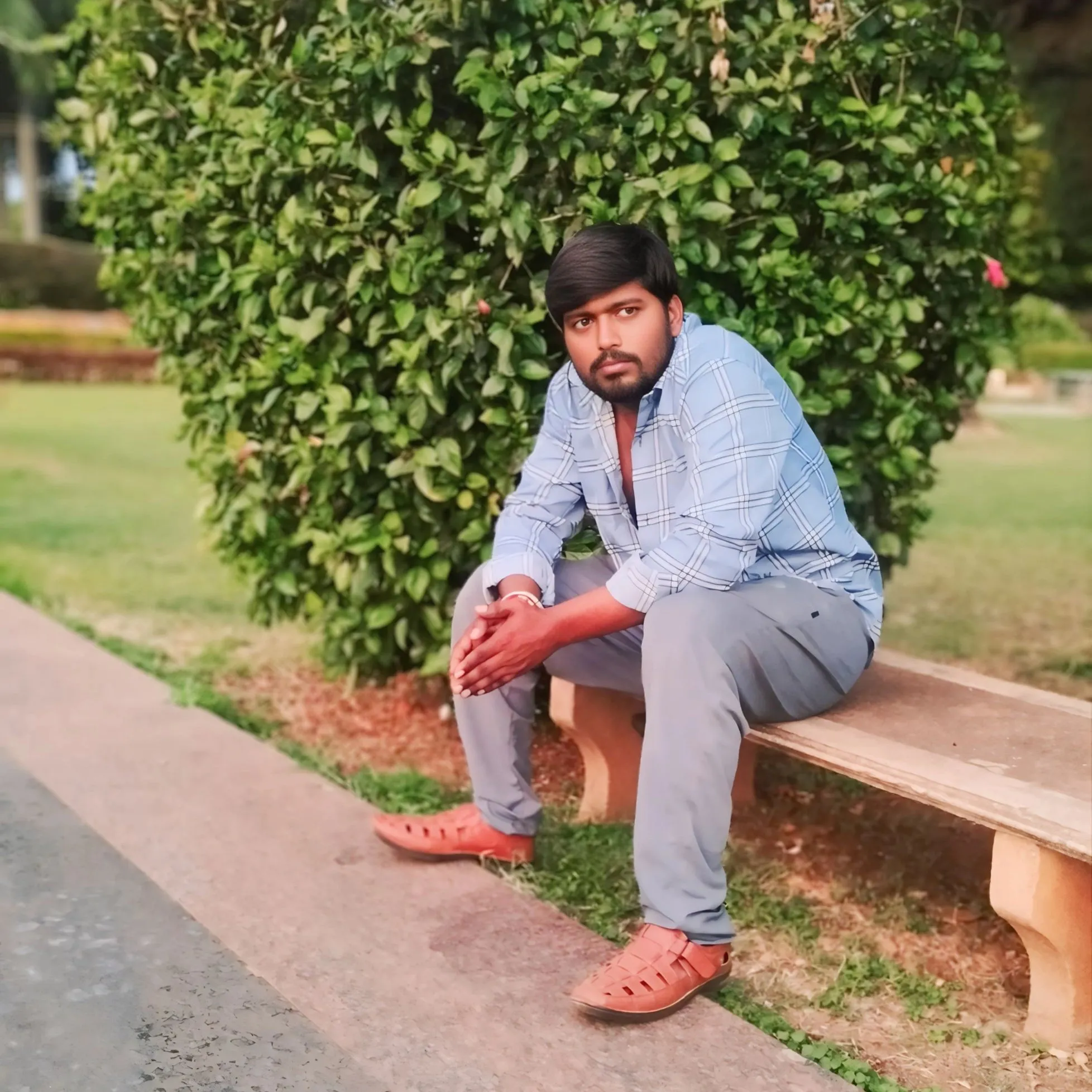 Santhu. Pamidi