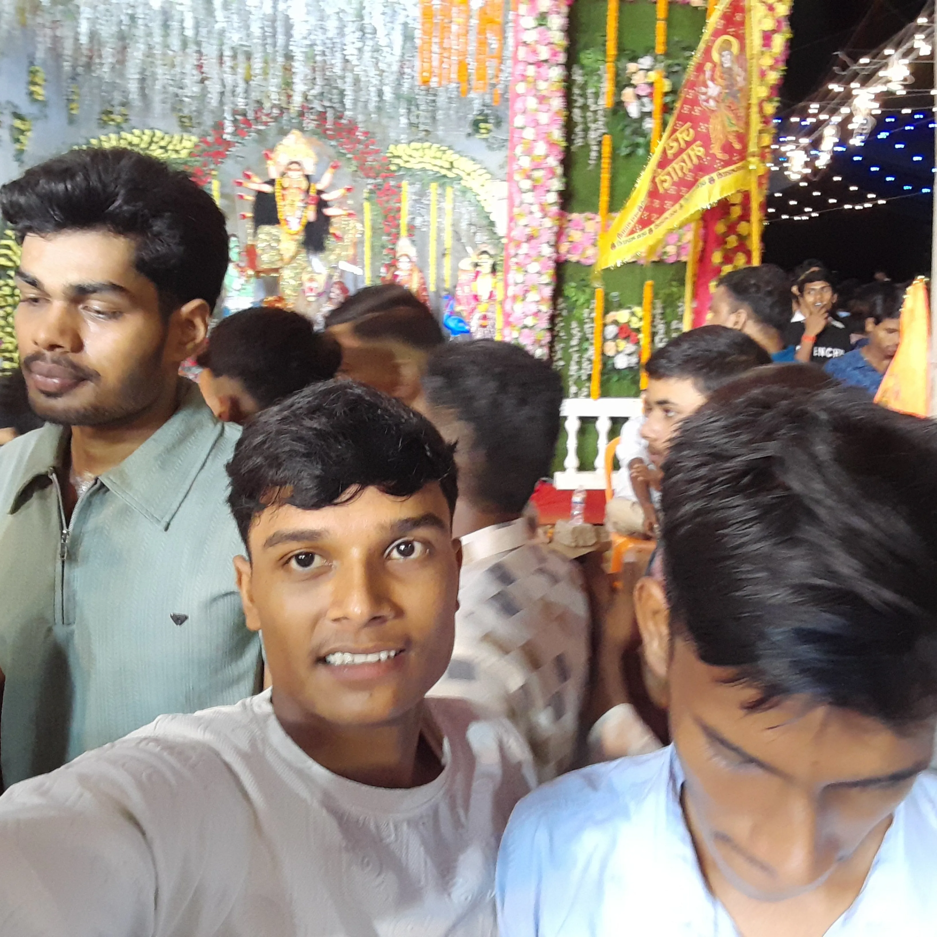 mr_vinay_dancer _100k